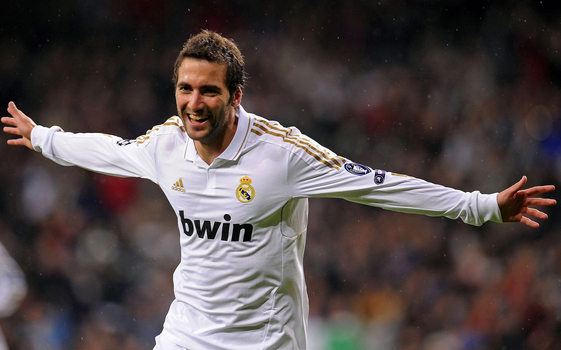 多元化比赛：混合性别、年龄组合的创新尝试，混合多元化例子