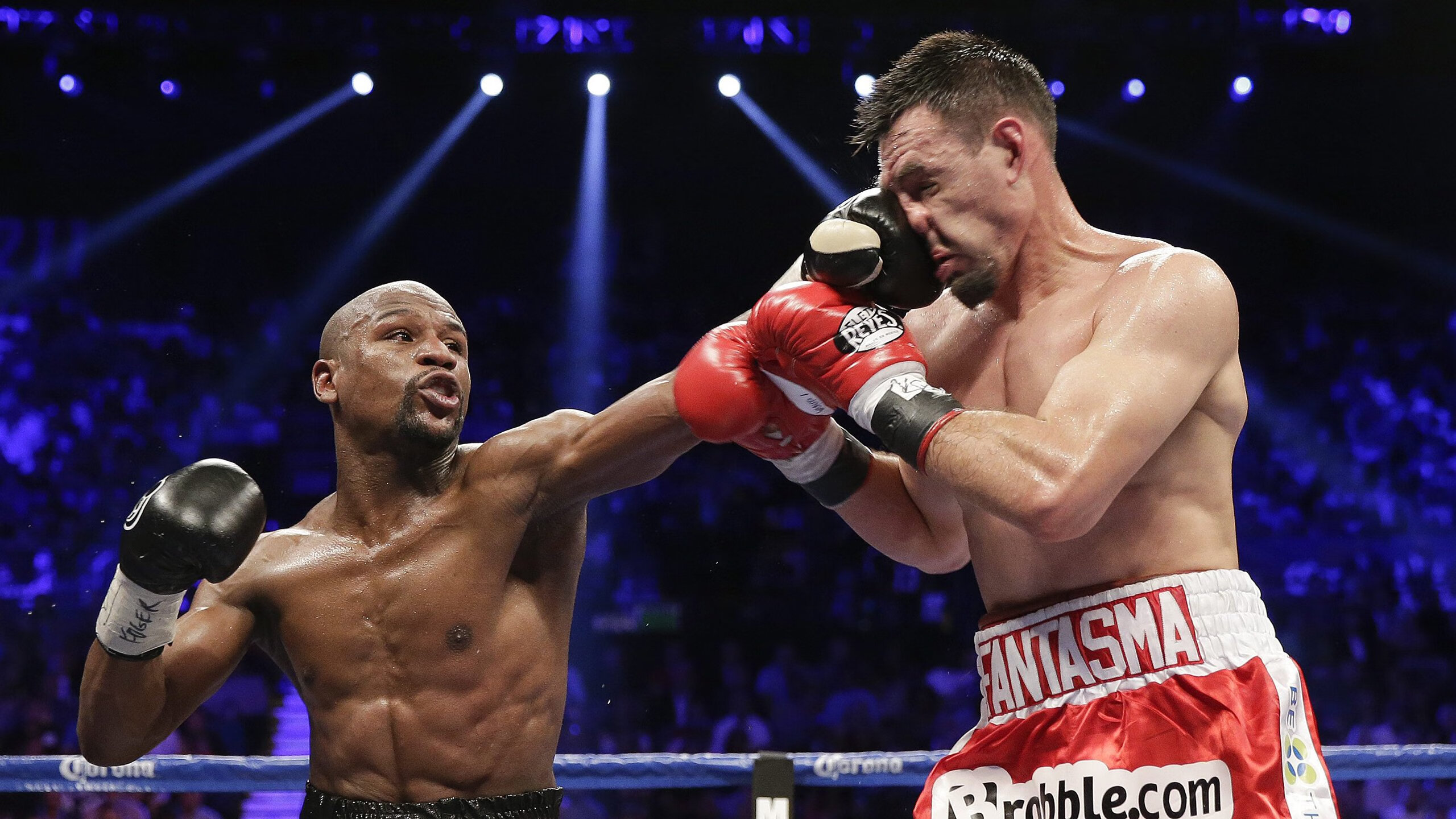 德甲足球文化深入人心，影响广泛，德甲球队关系探究